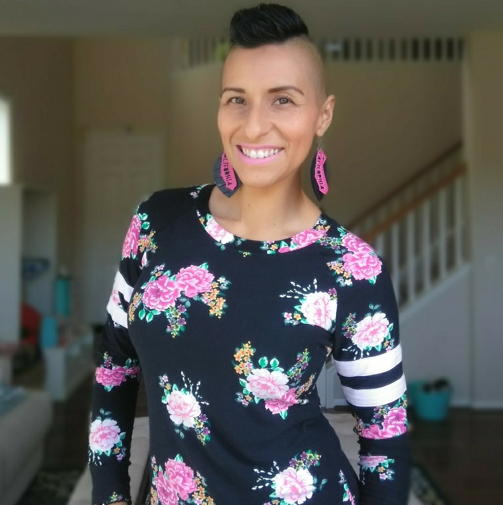 Meet your Posher, Monique